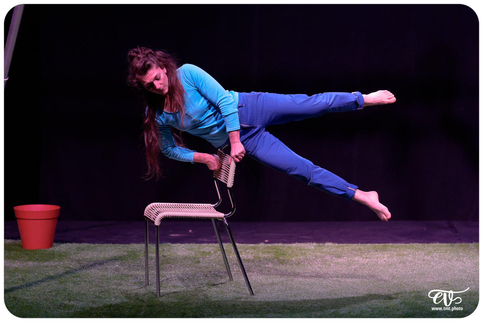 LE VERTIGE DE L'ENVERS (CIE L'ENVOLÉE CIRQUE)